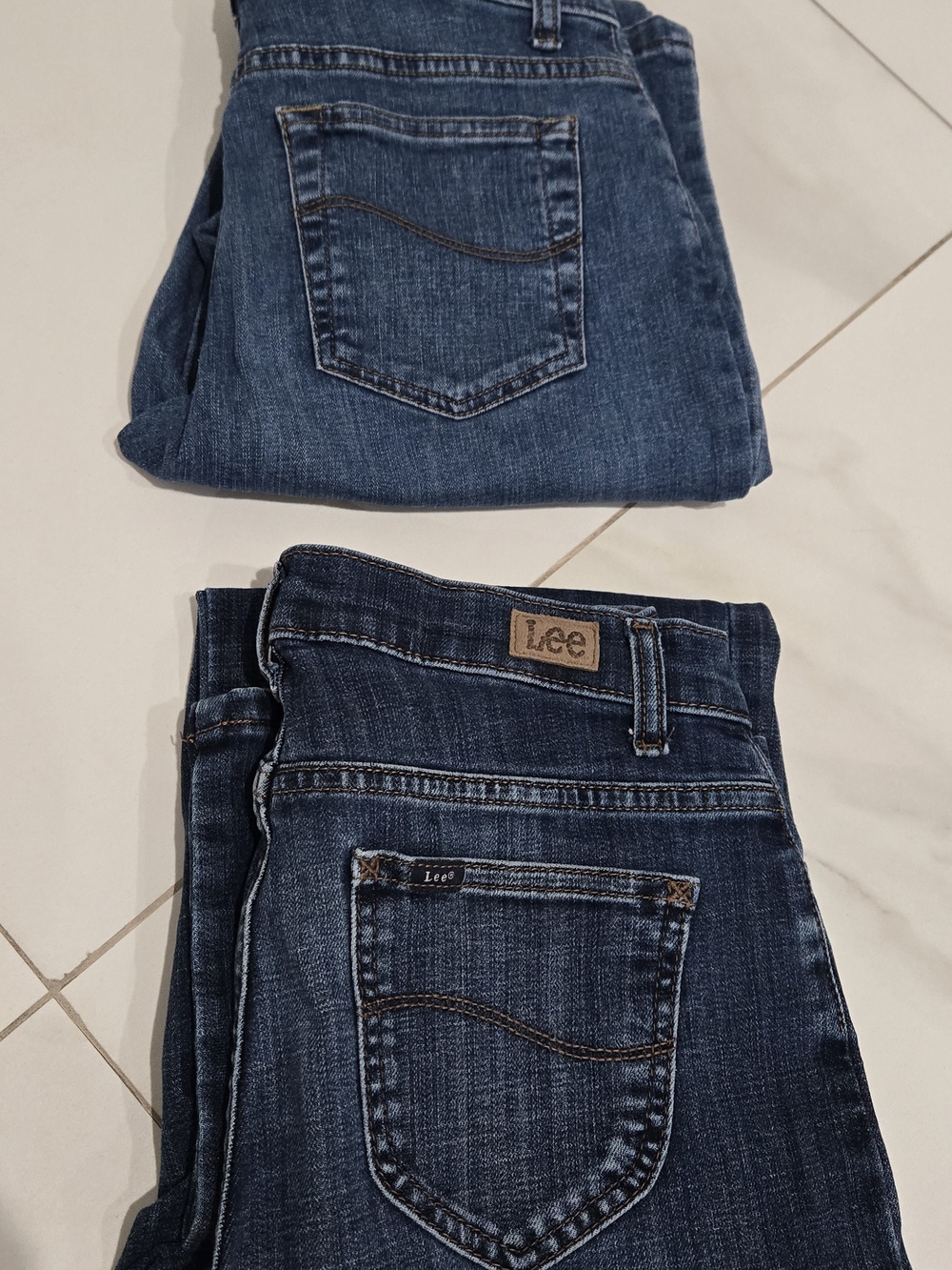 Lee Women's Jeans Straight Leg Mid Rise Jeans Size 2